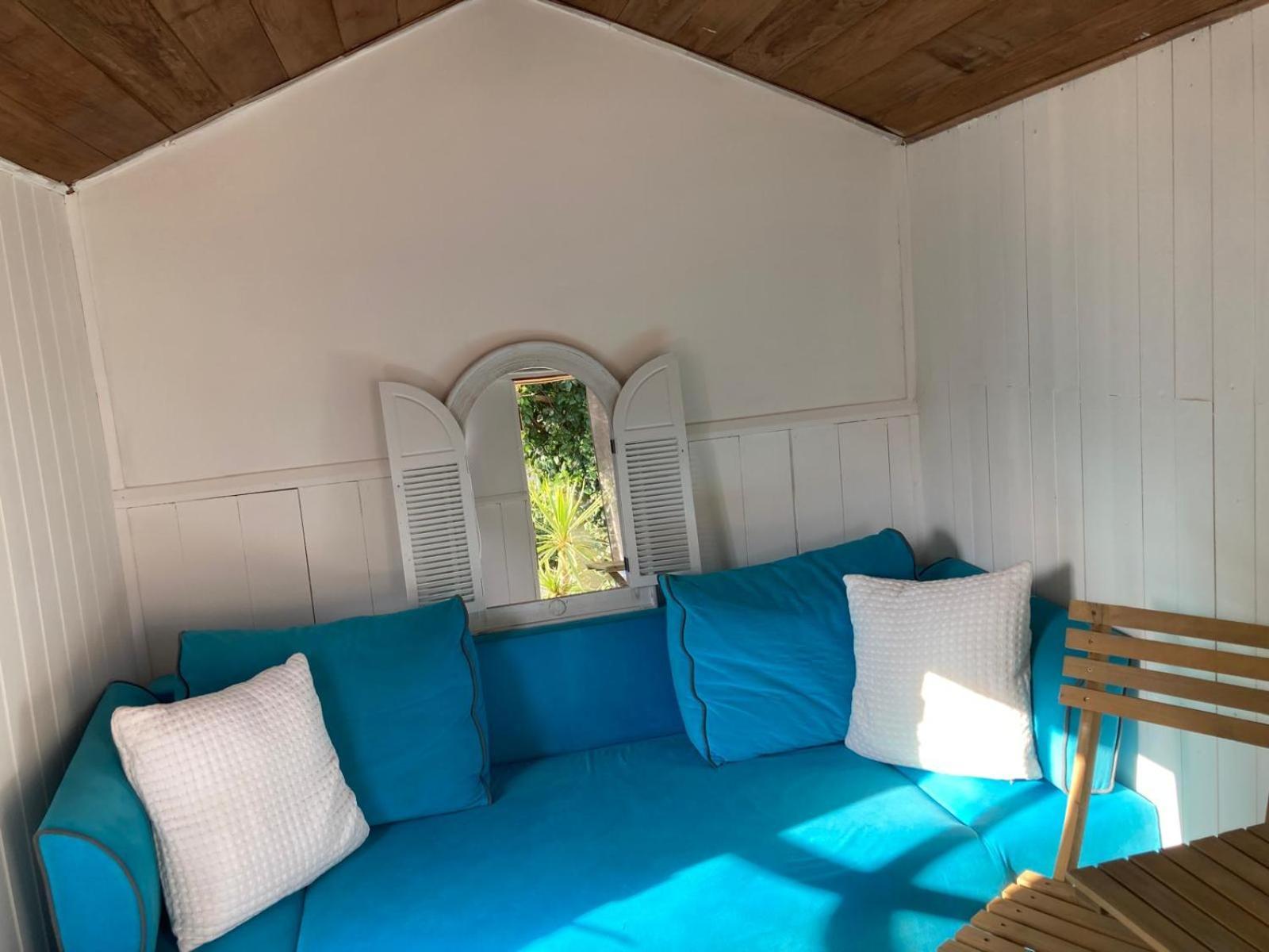 The Sashes - Stylish Apartment - Free Parking - Ultrafast Wifi - Smart Tv - Netflix - Sleeps Up To 6! Close To Poole Town Center & Sandbanks & Bournemouth מראה חיצוני תמונה